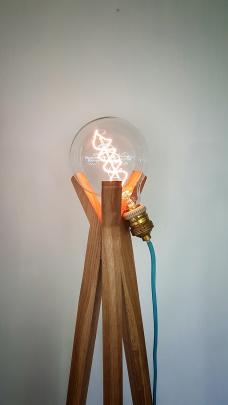 Steelhood Lampes Oak Bulb Tripod noscript